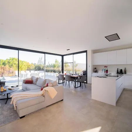 Villa Belvilla By Oyo Ciruelo - Golf Colinas Campoamor